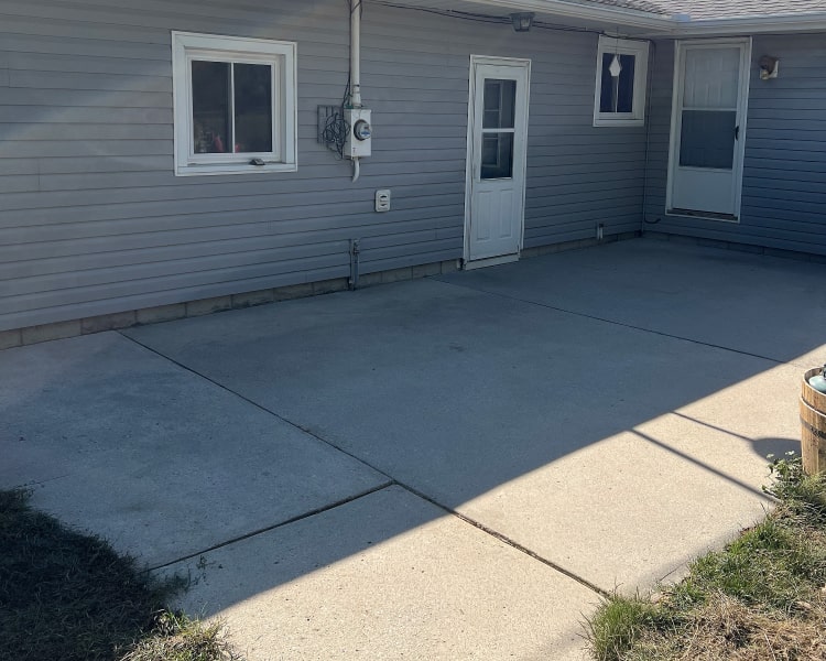 divine-exteriors-softwash-patio-after